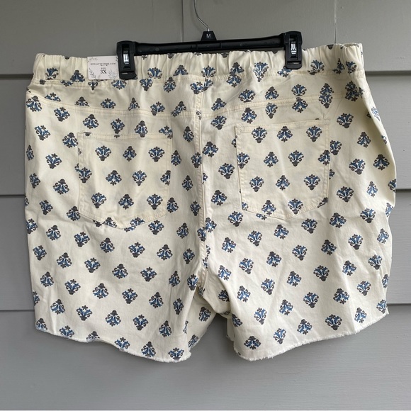 Royalty For Me Womens 3X Shorts Cream Blue  Drawstring Cotton Blend - Picture 2 of 6